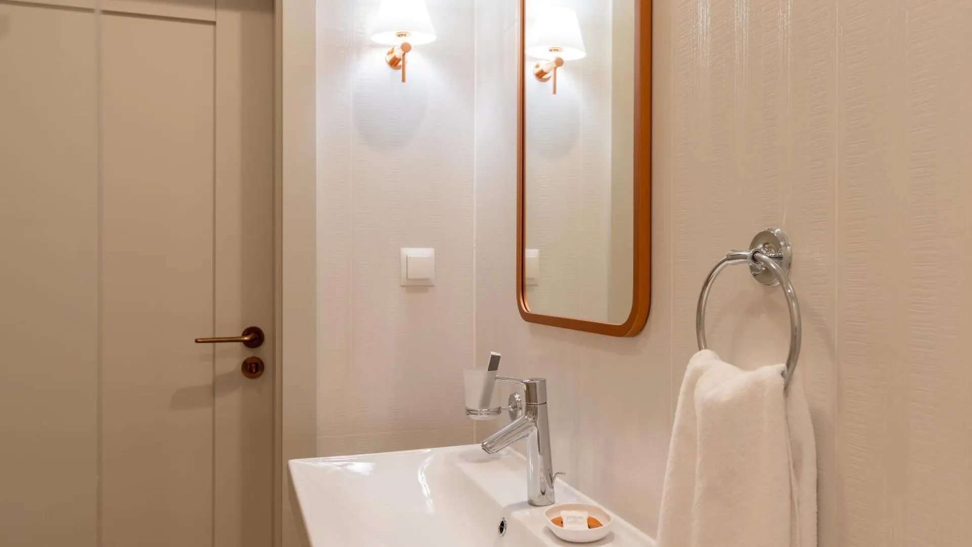 Almond Dream Komfortowy Apartament Smart Lock Poznań Apartman